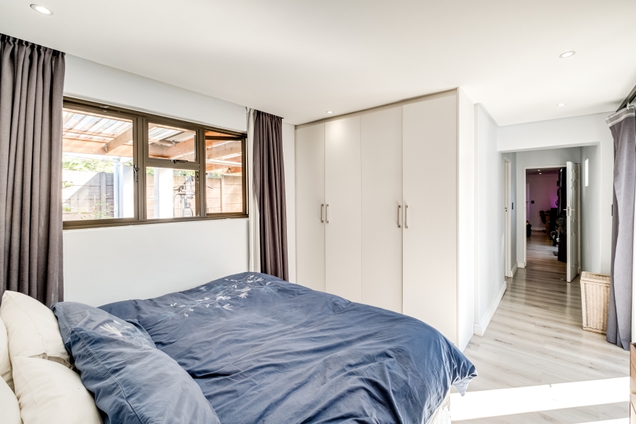 5 Bedroom Property for Sale in Valmary Park Western Cape